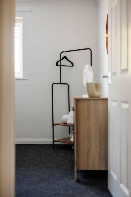 2 Bedroom House-Driveway - Bournemouth Hospital - Long Stay Discounts - Lima Apartments Ltd Exteriér fotografie